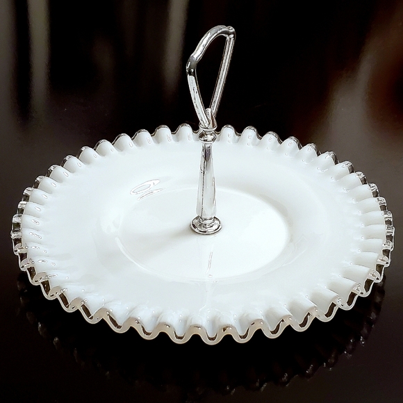 Vntg "Silver Crest" 8 1/2" Tidbits Serving Plate by Fenton GUC 🇺🇸 - Picture 2 of 9
